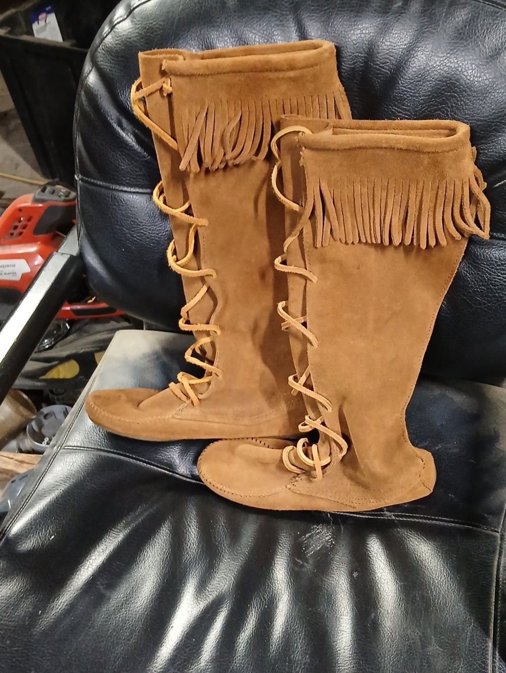 Minnetonka Chestnut Suede Fringe Lace-Up Knee Boots